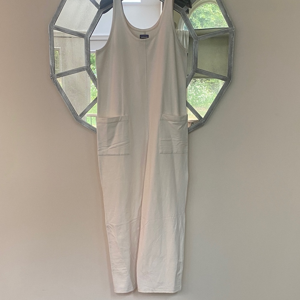 Patagonia Cream Sleeveless Top